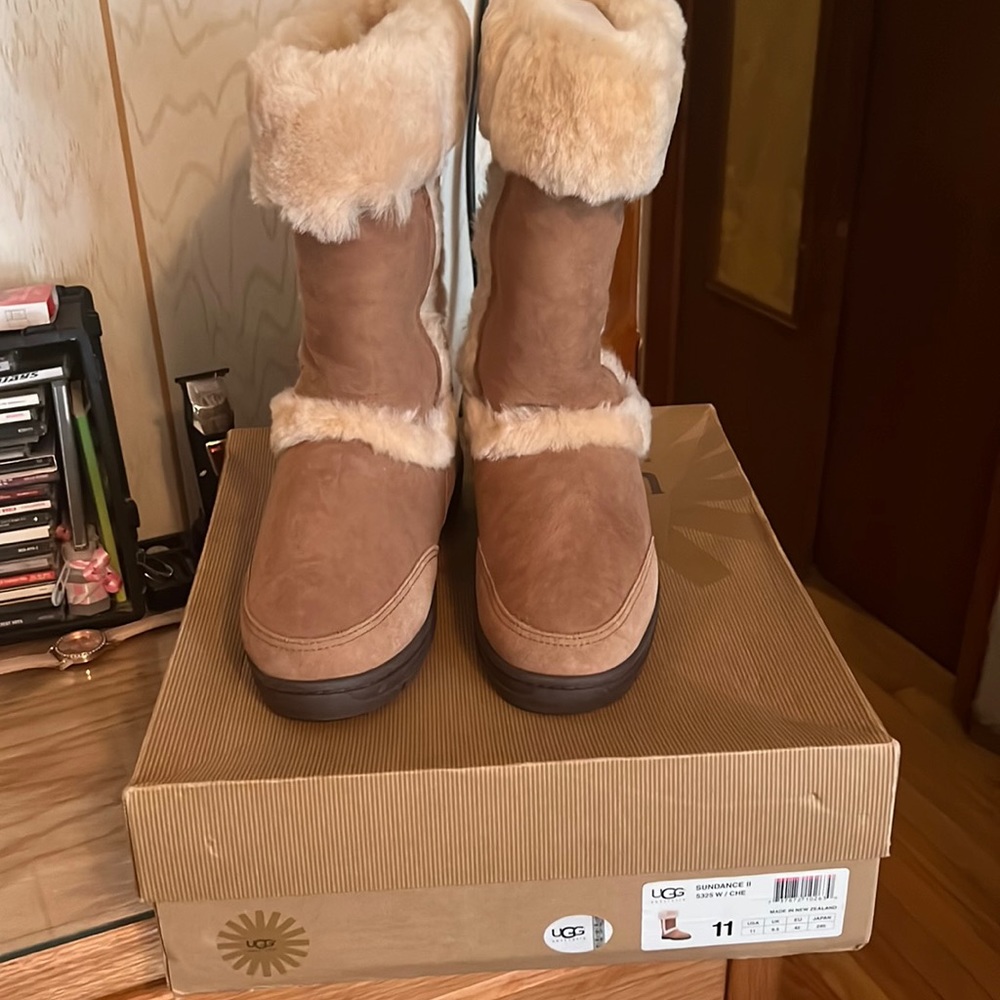 UGG Sundance Boots